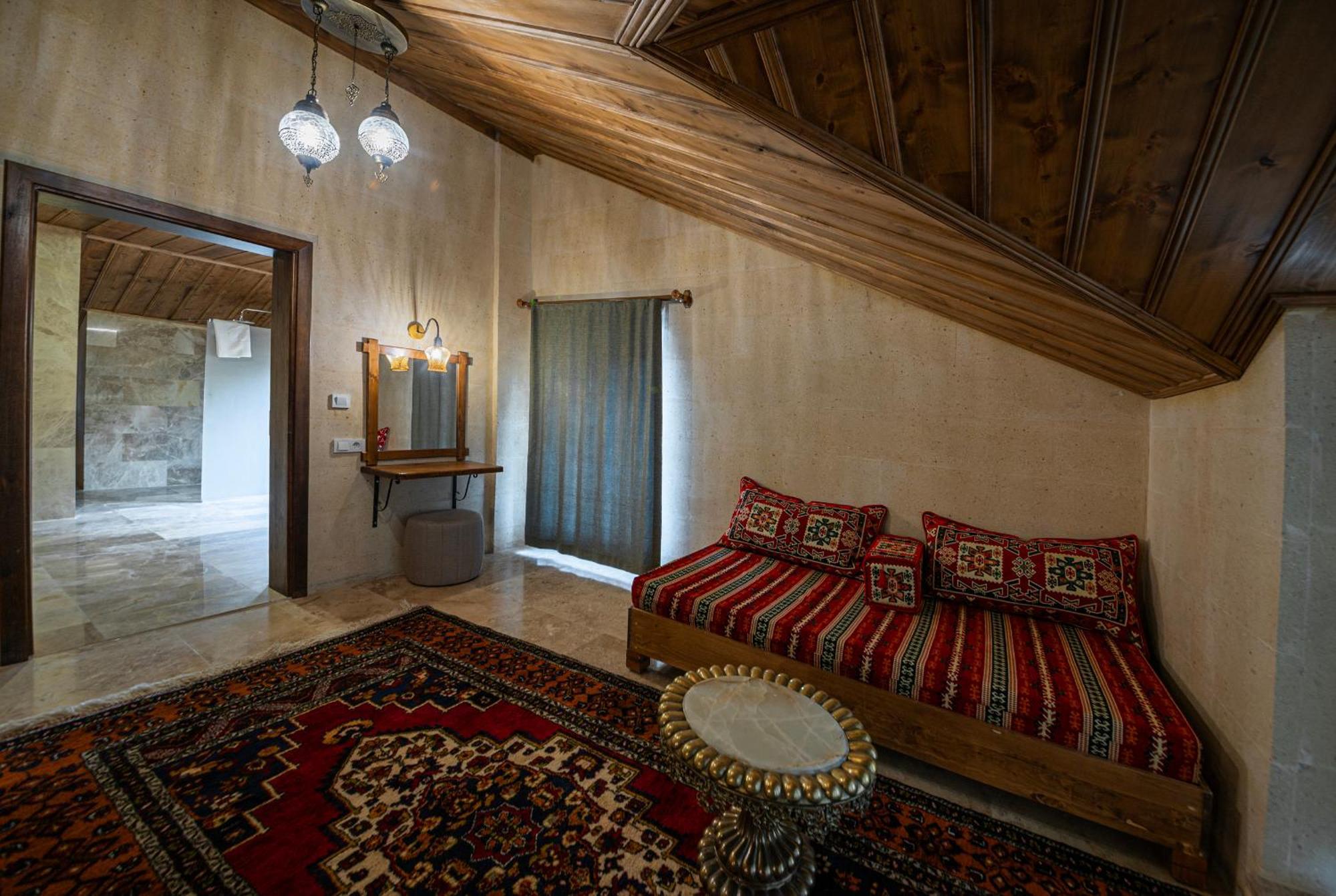 Remus Romulus Cappadocia Hotel Uçhisar Eksteriør billede