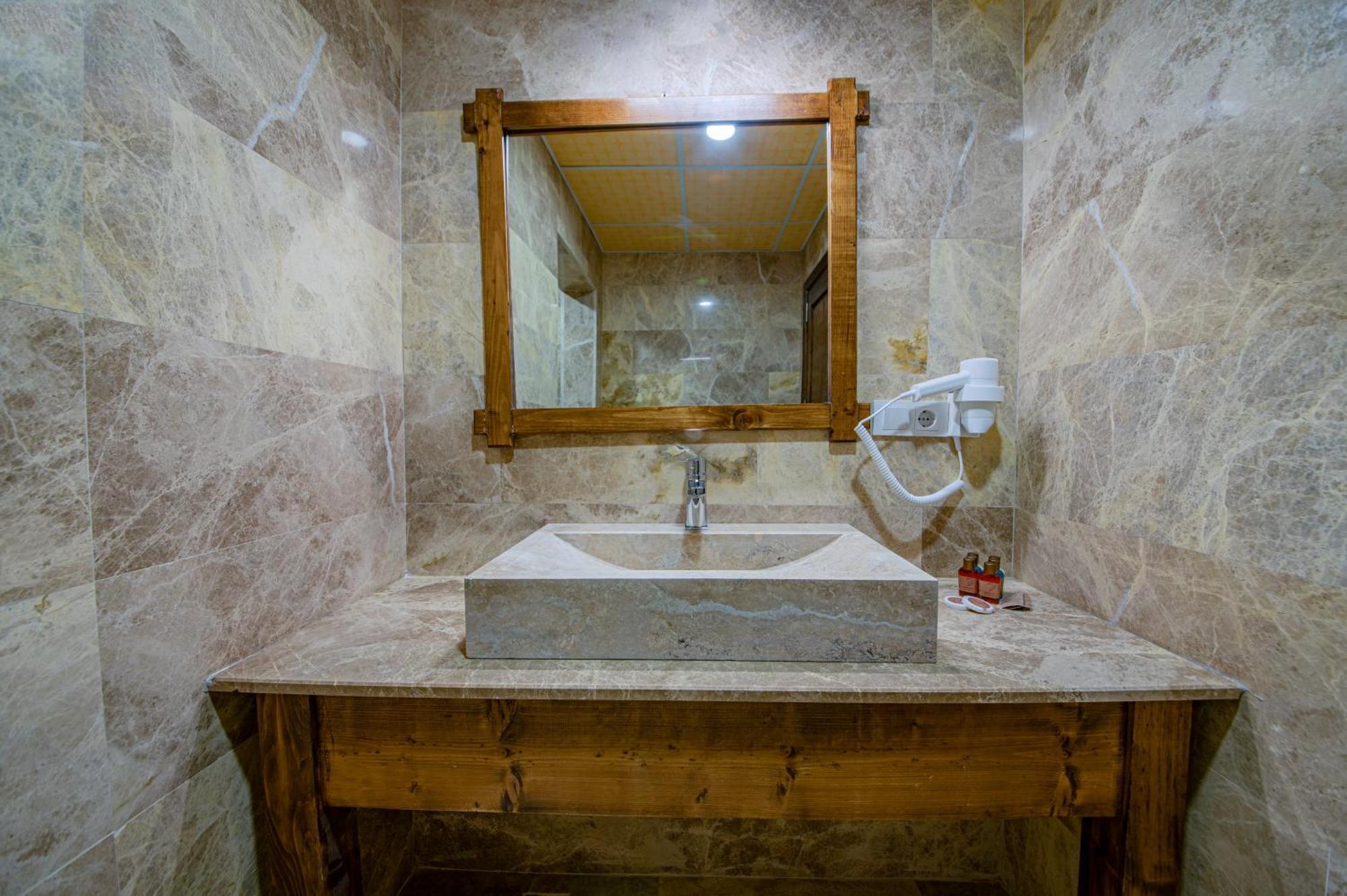 Remus Romulus Cappadocia Hotel Uçhisar Eksteriør billede